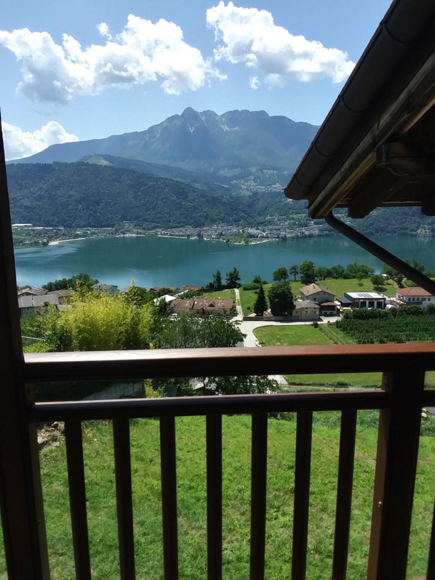 La Casa Di Athos Apartment Tenna ภายนอก รูปภาพ